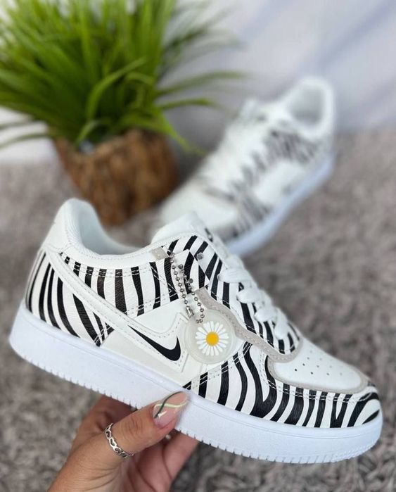 Sapatilhas Nike zebra