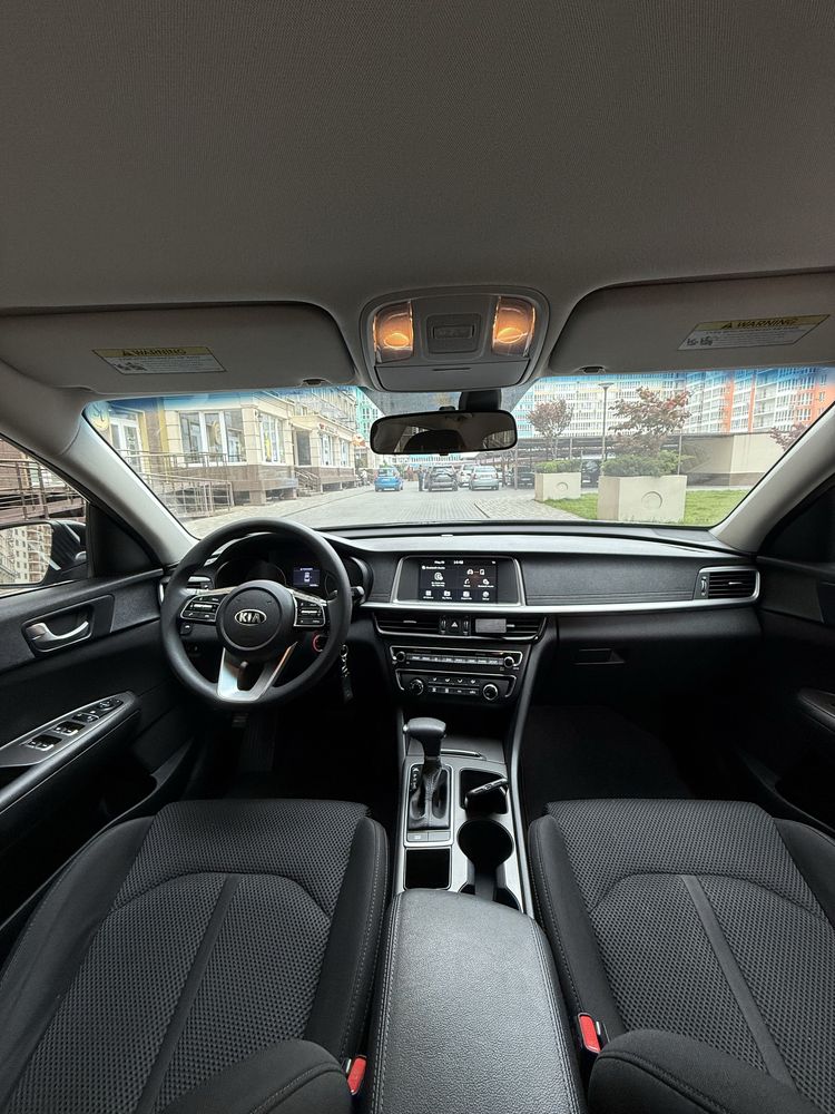 Kia Optima 2019 року