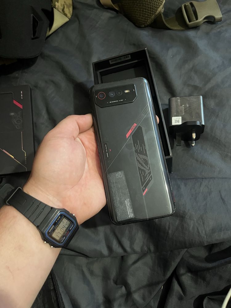 Asus rog phone 6 16/512