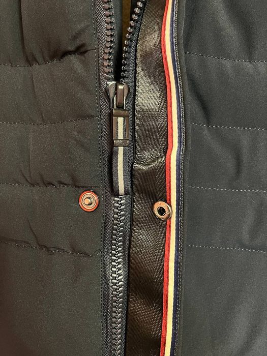 Продам зимову чоловічу куртку в ідіальному стані.