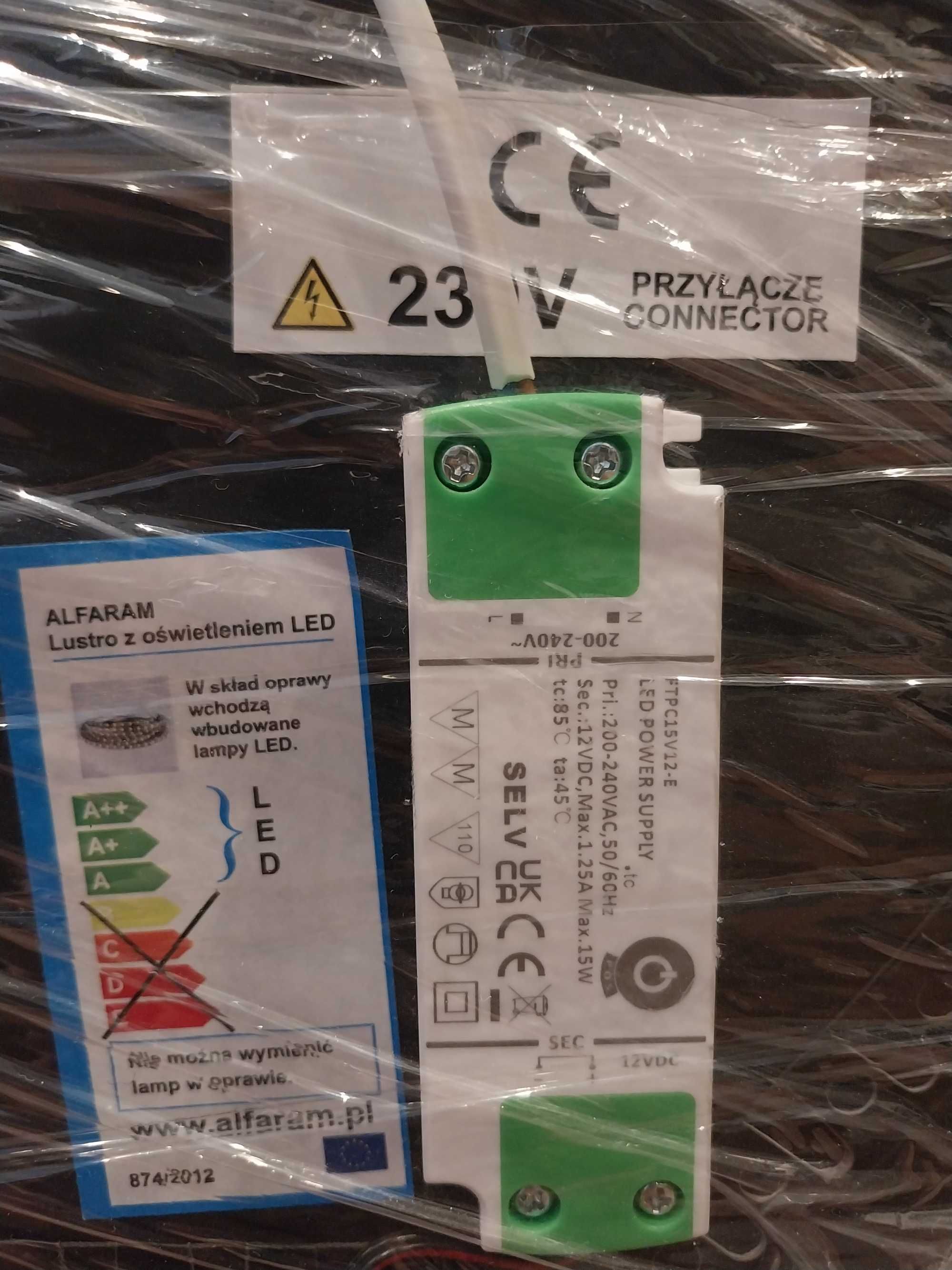 Lustro półokrąg HELENA LED ze ściętym dołem 140x70 podświetlane