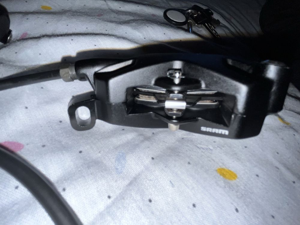 Par de travoes hidraulicos sram db8 4 pistoes