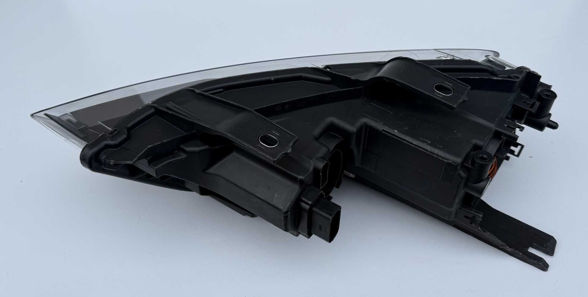 Lampa Audi Q3 8U ZKW Prawa