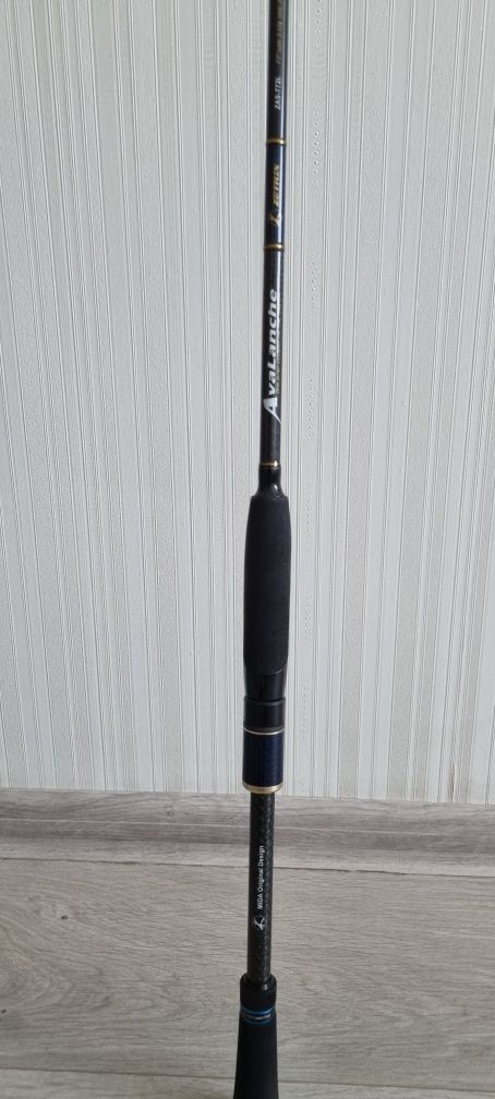 Продам спиннинги Avalanche Zetrix.