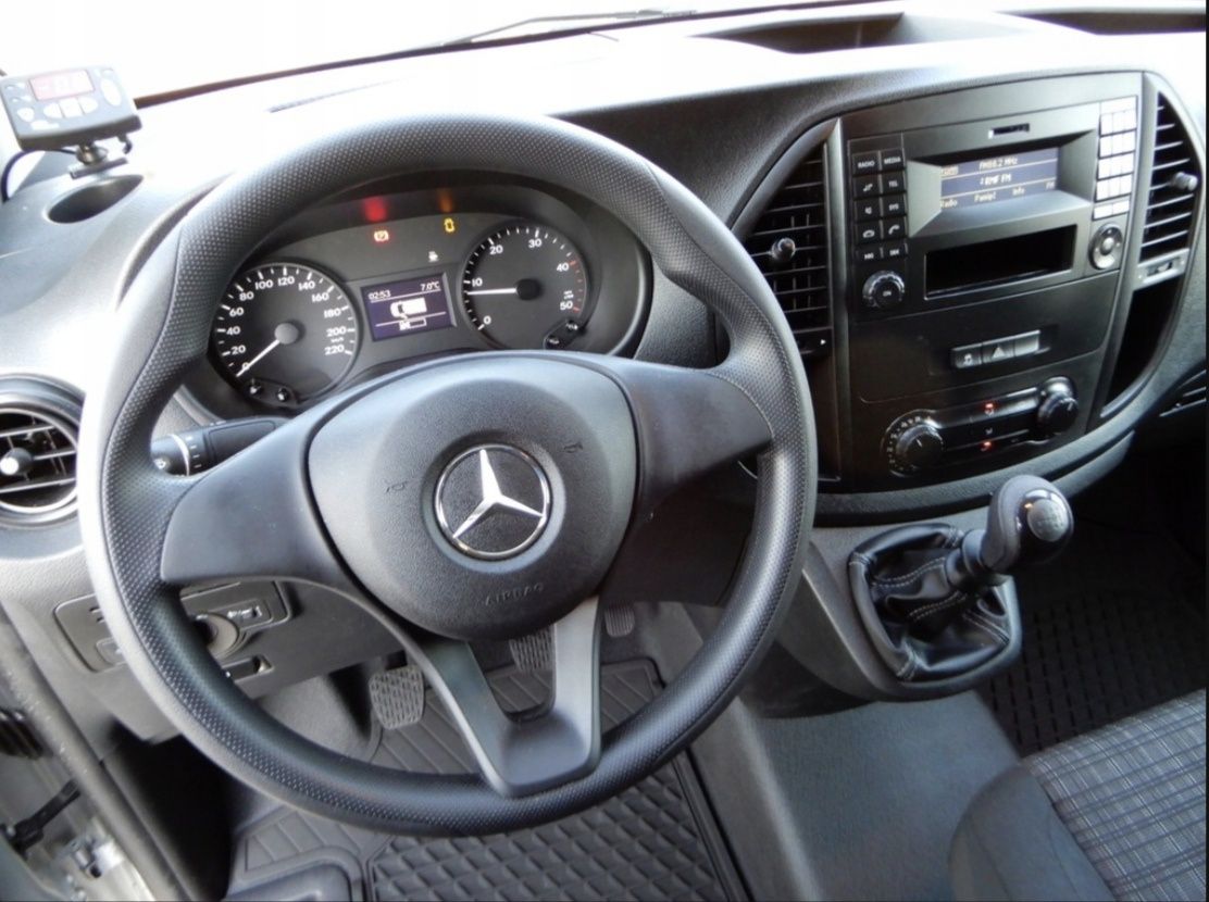 Chłodnia/mroźnia wynajem komunie eventy Vito Master Citan Kangoo Iveco