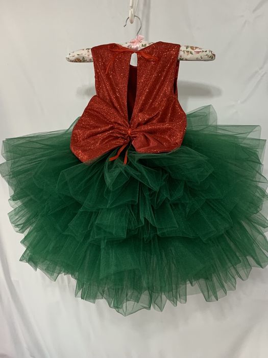 Сукня ялинка на дівчинку 4 роки пишна зелена у садочок на новий рік