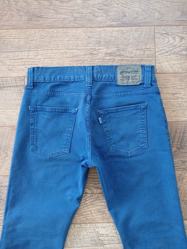 Джинсы Levis 511  W 32 L 31 ц 800 гр оригинал, отличное состояние