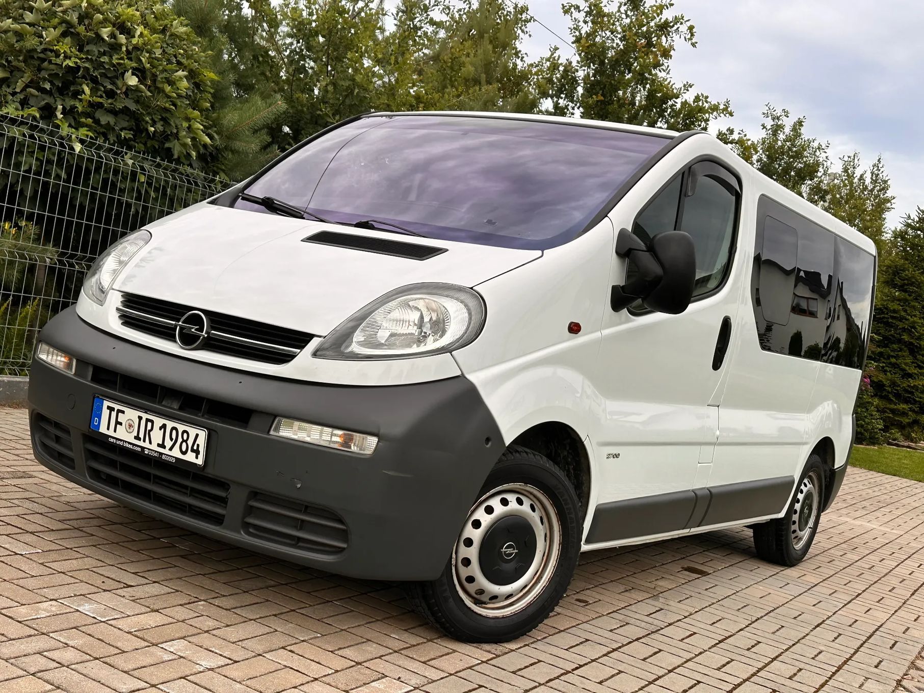 Opel Vivaro _1.9CDTI 100KM_Webasto_226tyś_Super Stan!
