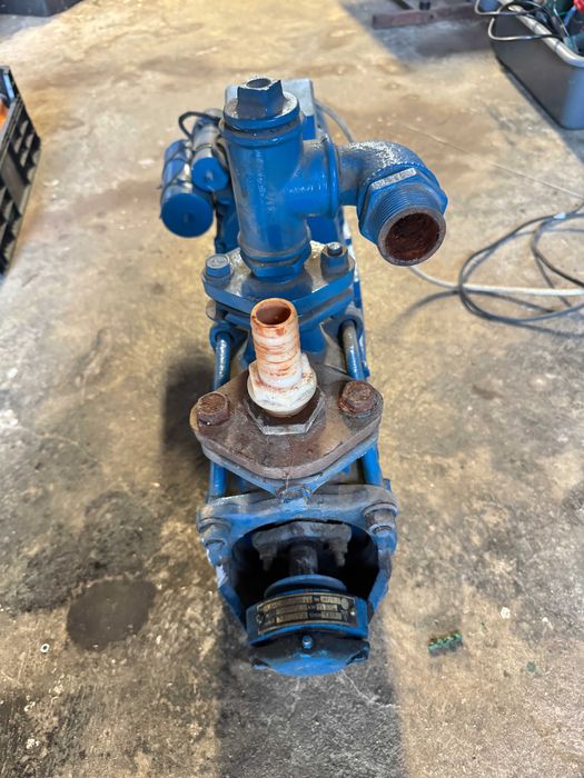 Kompletna pompa hydroforowa z silnikiem 230V