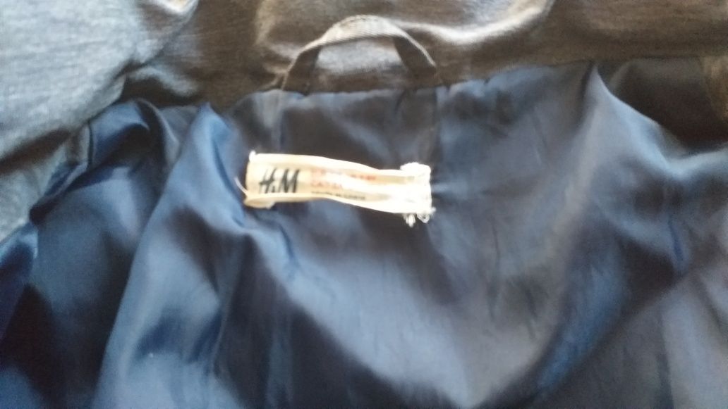 Kurtka jesienno-zimowa dla chłopca z HM roz. 134