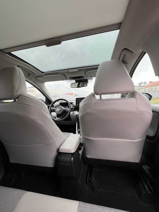 Toyota Yaris 1.5 HDF Hybrid 2023 – Excelente Estado