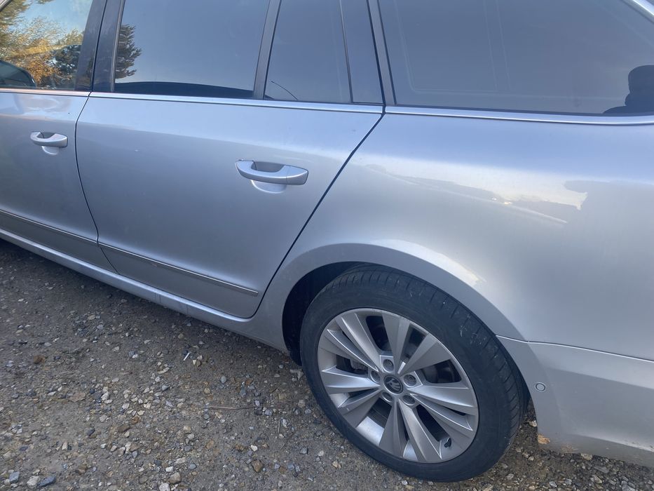 Skoda Superb 2.0 tdi 185km