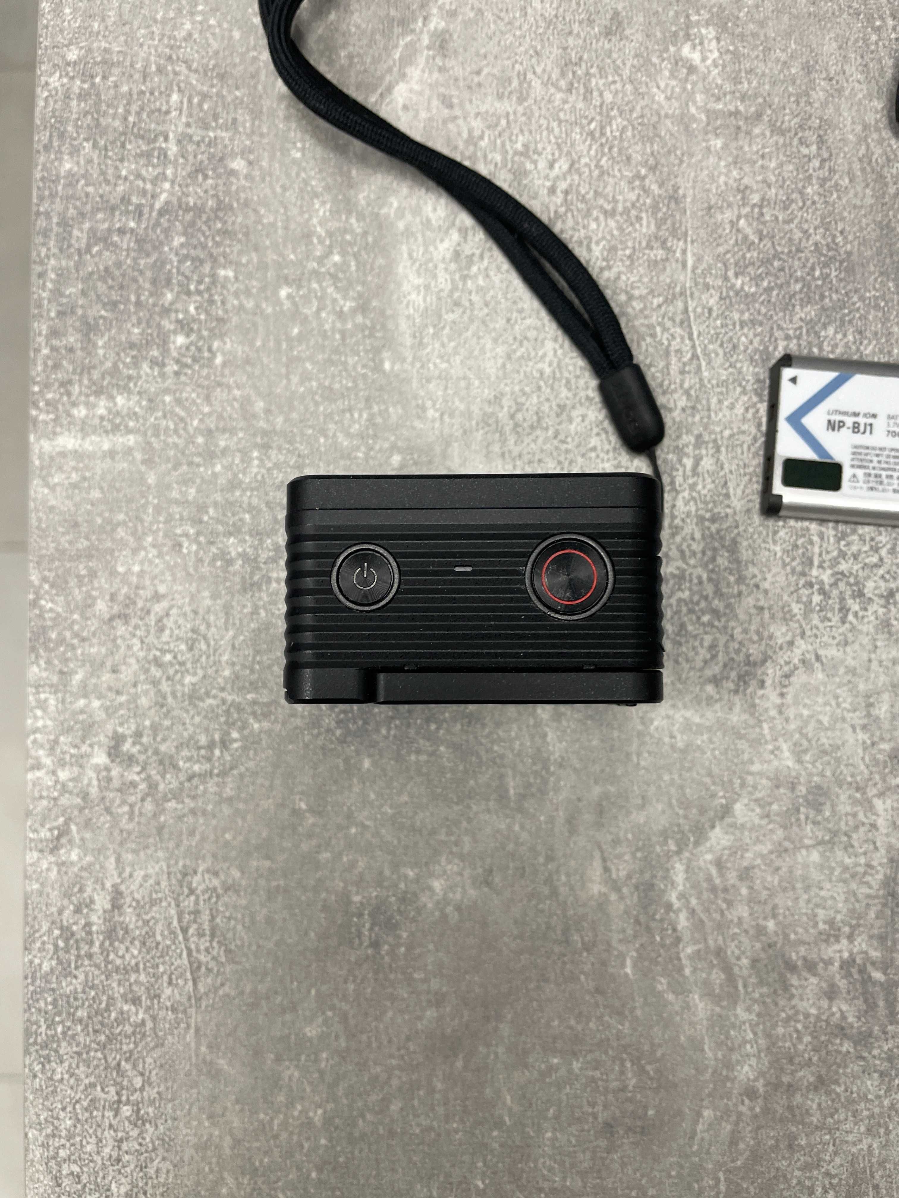 Компактна фотокамера Sony DSC-RX0 II V-log kit (DSC-RX0M2G)