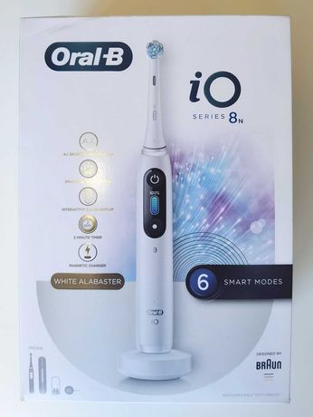 Oral-B Escova de Dentes Elétrica iO 8N Branca