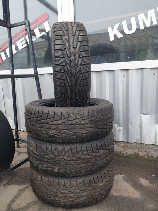 Шини зима Нокиан 225/55/18