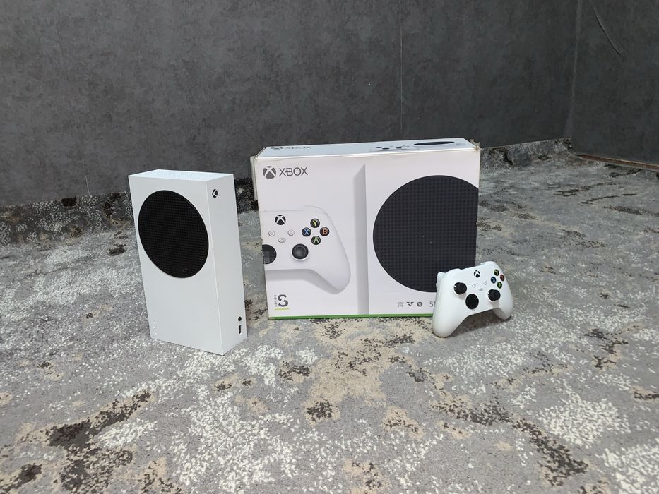 Срочная продажа Xbox series s