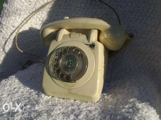 2 Telefones antigos - 1970 e 1974