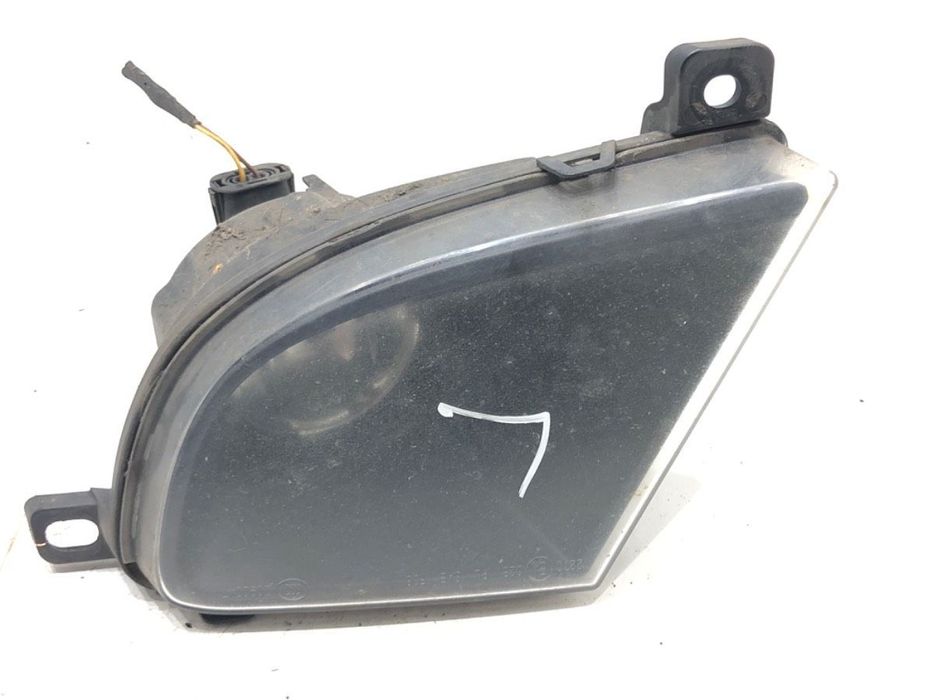 HALOGEN LEWY PRZÓD - 100.00 PLN - BMW 5 Touring (E61) 2004 - 2010 520 d 120 kW [163 KM] olej