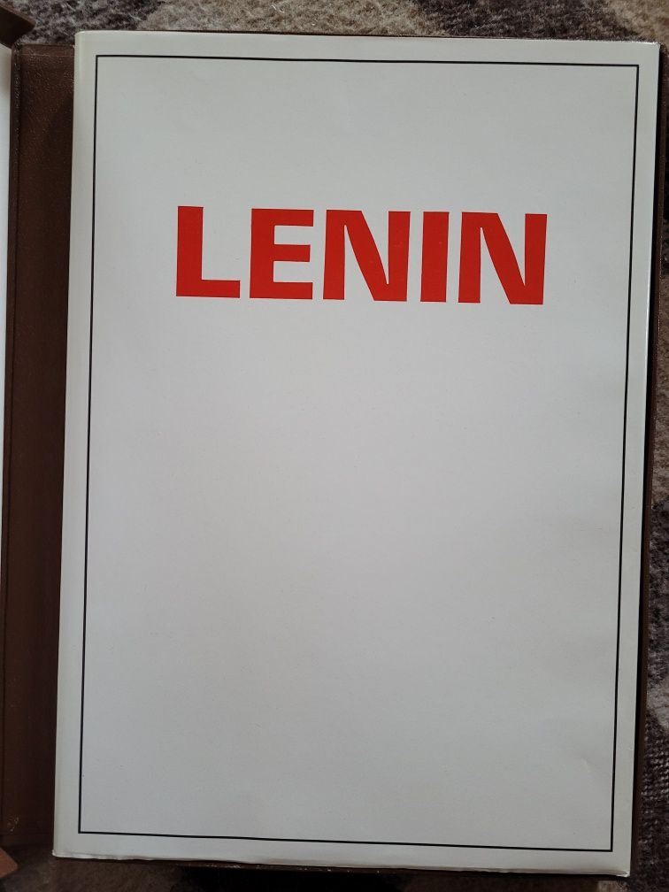 Album Lenin 1977 KAW  w skóropodobnej opr./ edycja specjalna