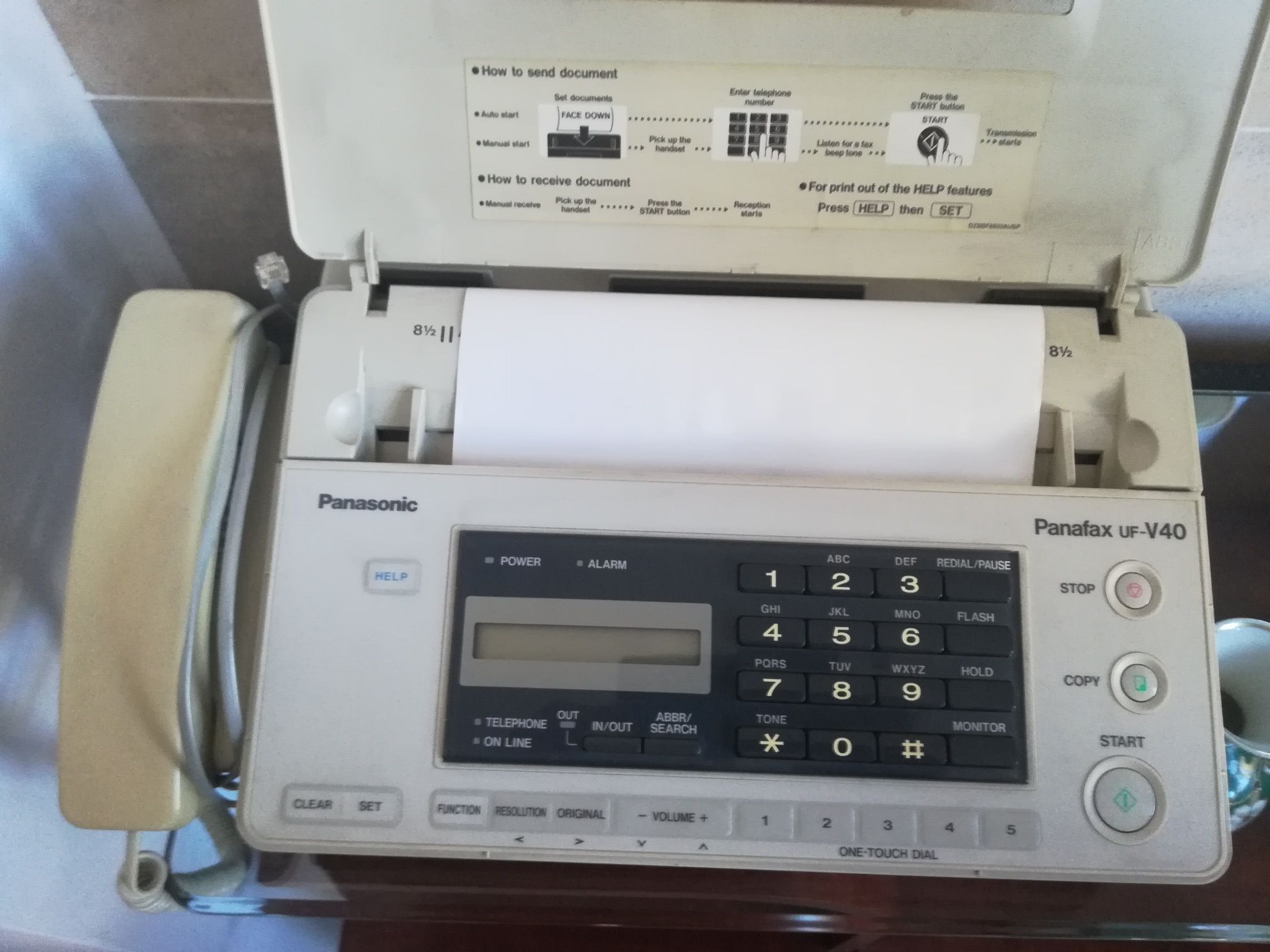 Telefax Panasonic uv V 40