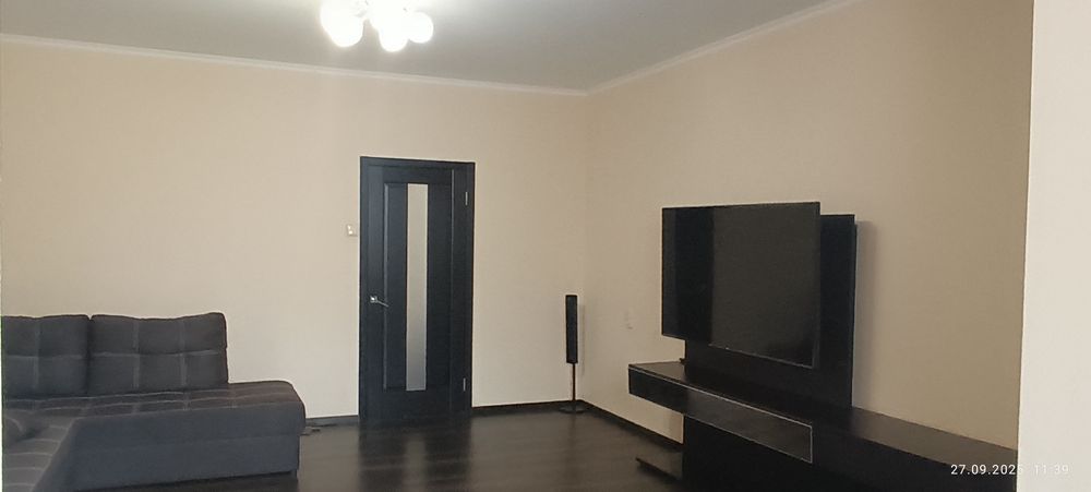 Продаю  4-х комнатную квартиру  на 2-м эт в кирпичном 9-ти эт.доме