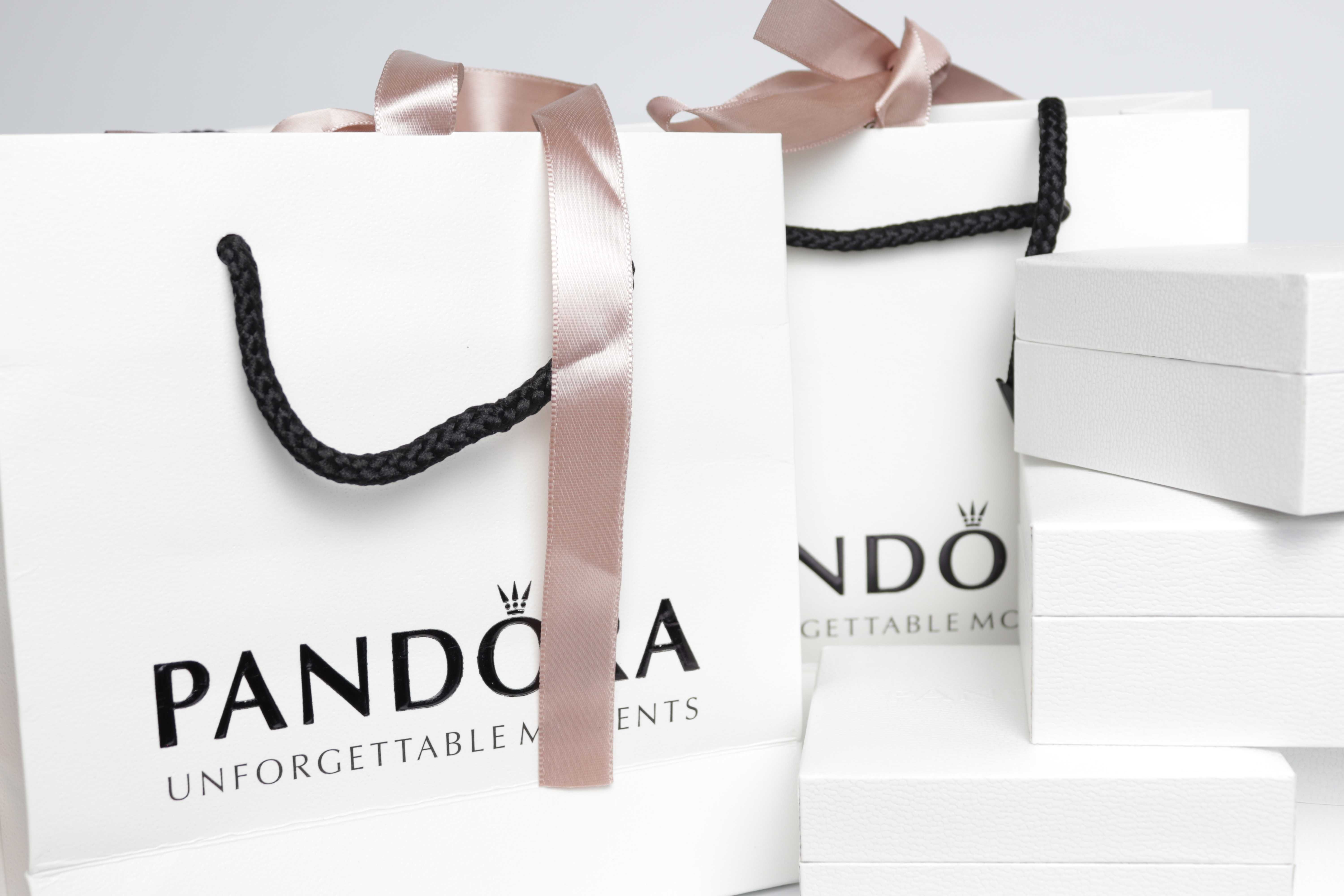 Pandora підвіска Червоне серце з фірмовим пакуванням