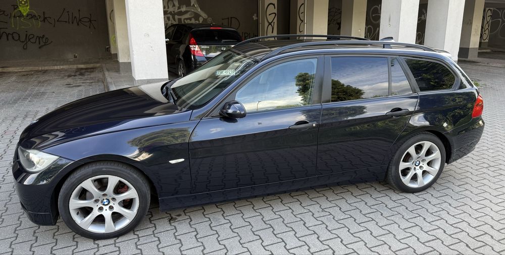 Bmw e91 320d 163km m47 automat navi skory panorama hifi zadbana