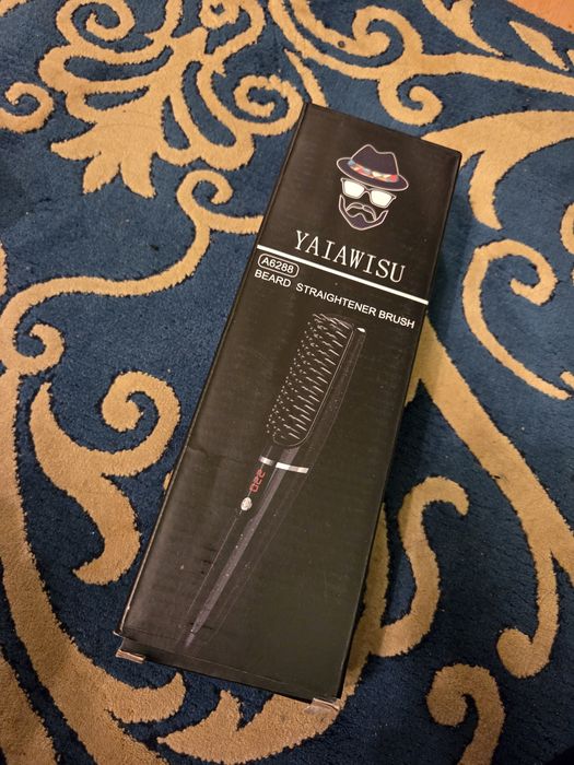 Yaiawisu szczotką do brody