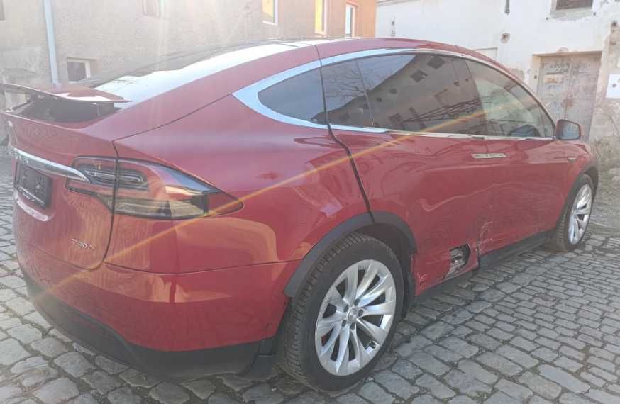 Бампер передній Tesla Model X розборка Тесла Модел X