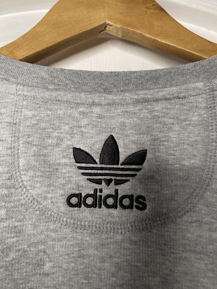 Толстовка adidas