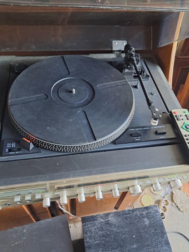 Radio,leitor e gravador de cassetes e giradiscos