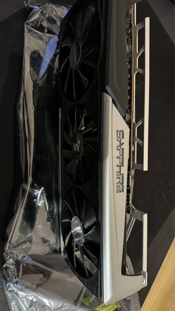 Відеокарта RX5700xt