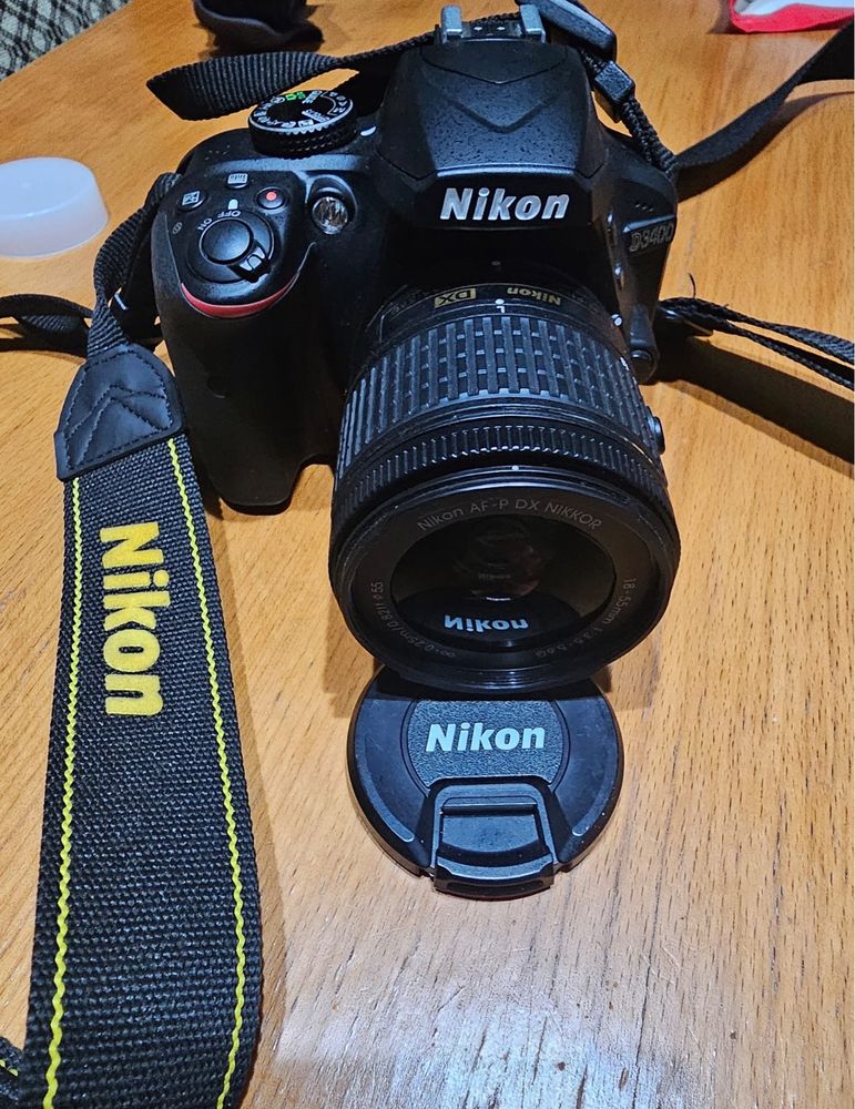 Vendo maquina fotografica  nikon D3400