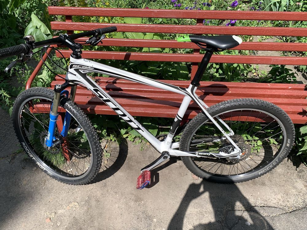 Продам карбоновый велосипед Scott Scale 20