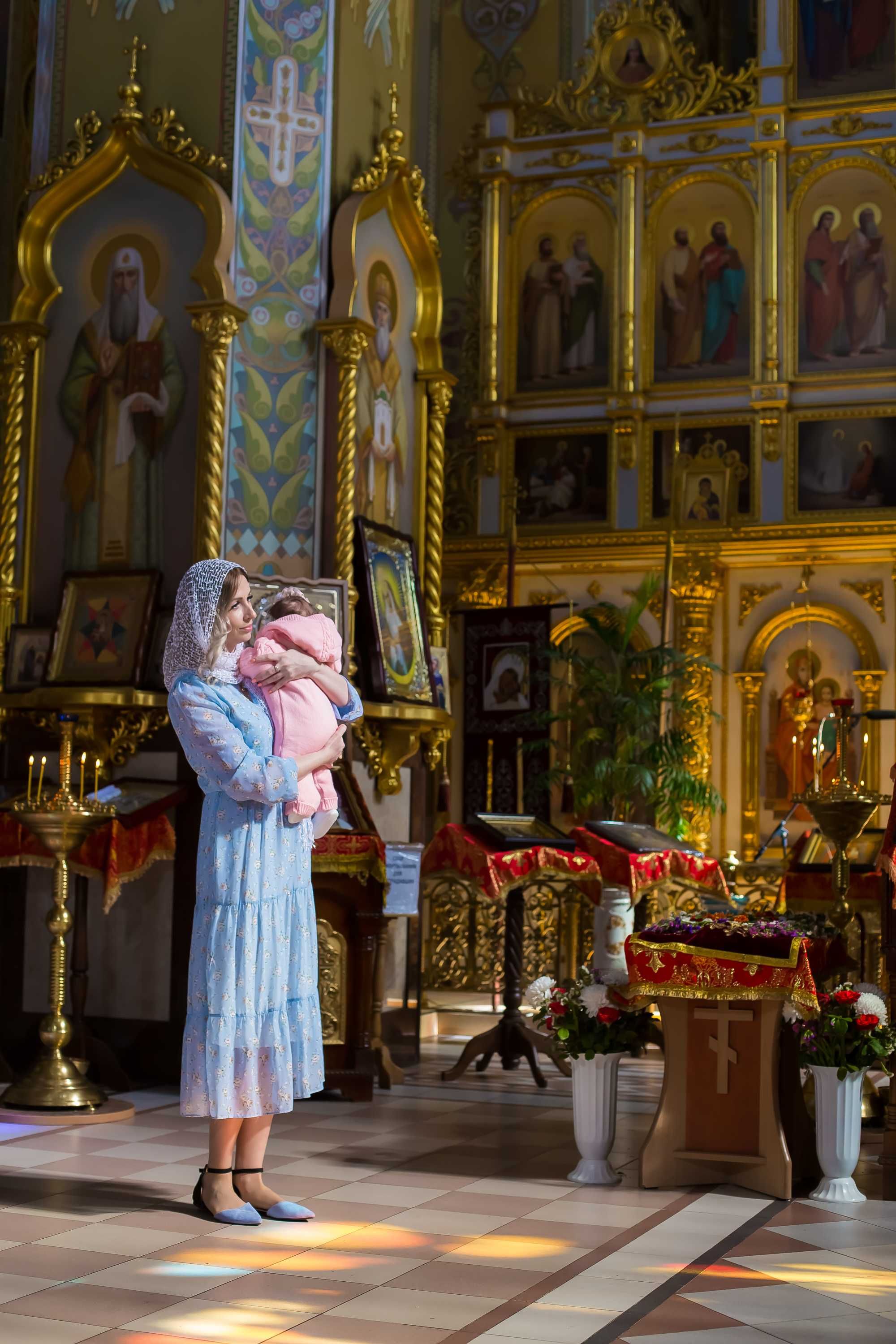 Фотограф на Крещение Одесса. Видеограф на День Рождения Годик Недорого