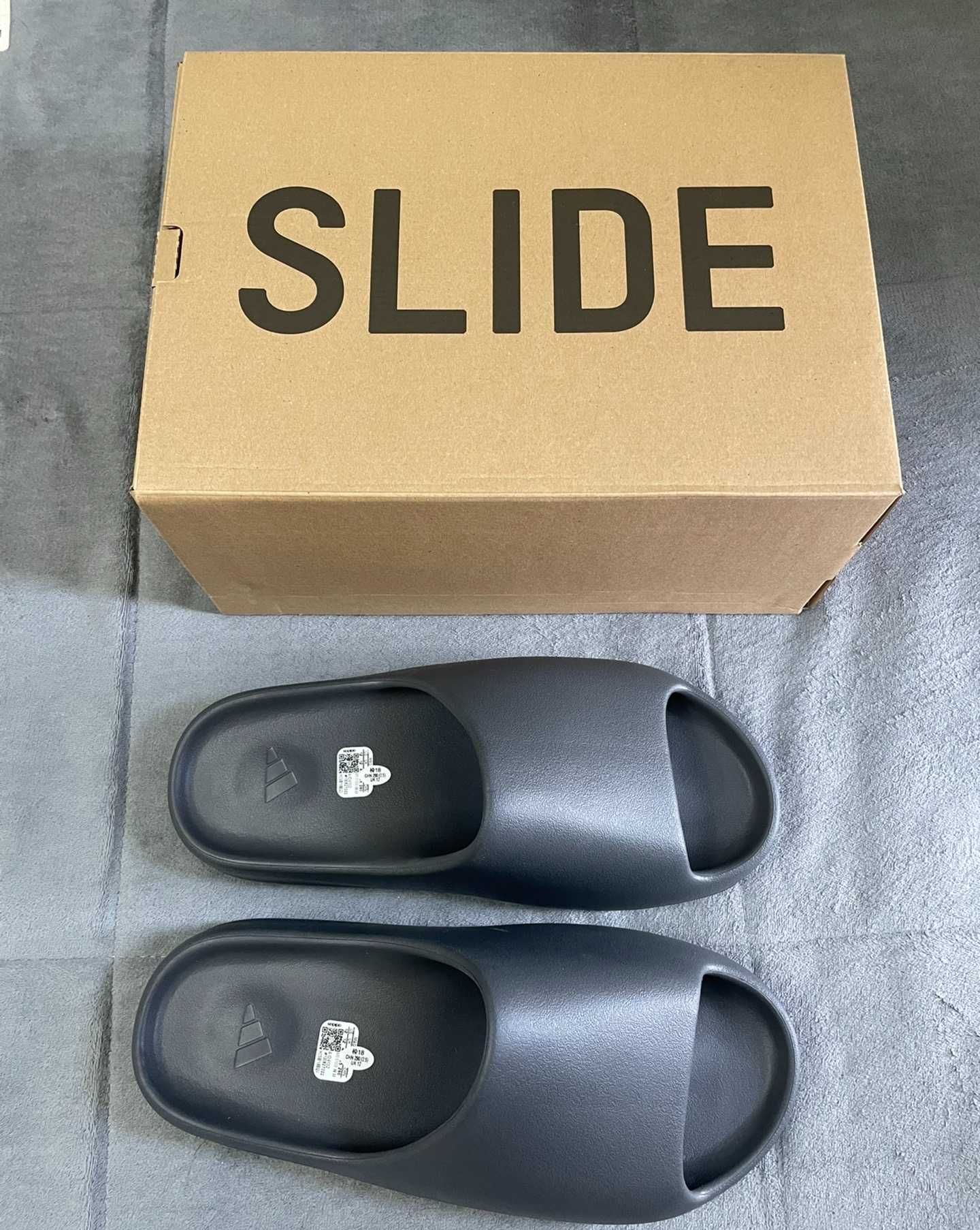 Adidas Yeezy Slide Dark Onyx r.41