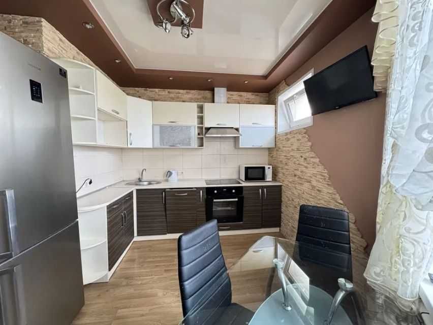 2 кім ЛЕНІНГРАДКА 58 м2 з РЕМОНТОМ масив ЛІВОБЕРЕЖНИЙ 3 (717525)