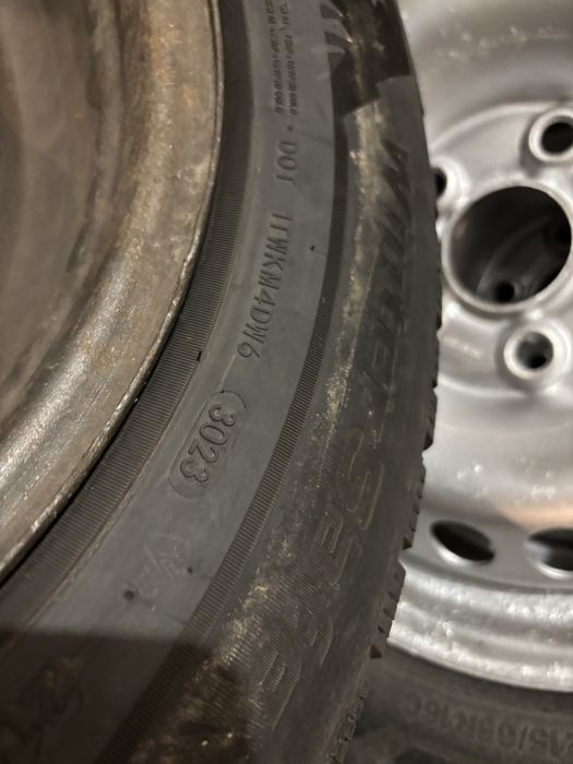 Диски Volkswagen Transporter 5 120 16 на зимовій гумі 216 65 16C