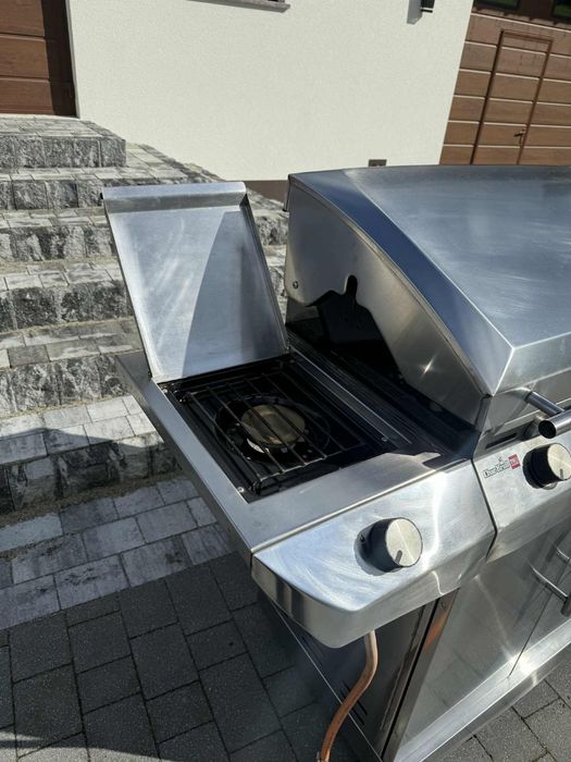 Grill gazowy char broil