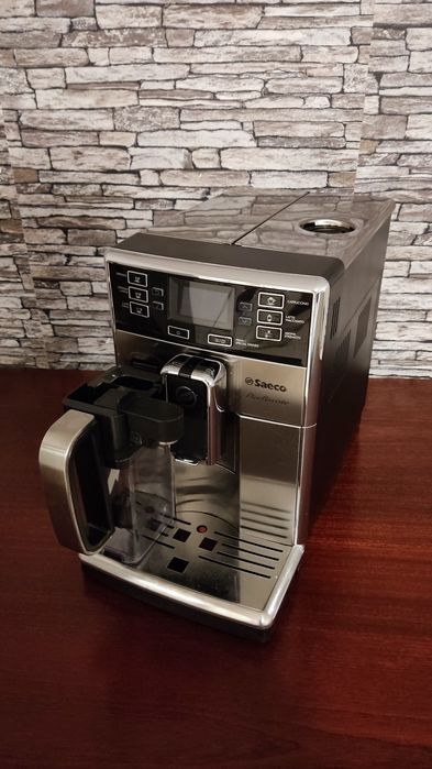 Кавомашина в  Кожен Дім ® Saeco Pico Baristo