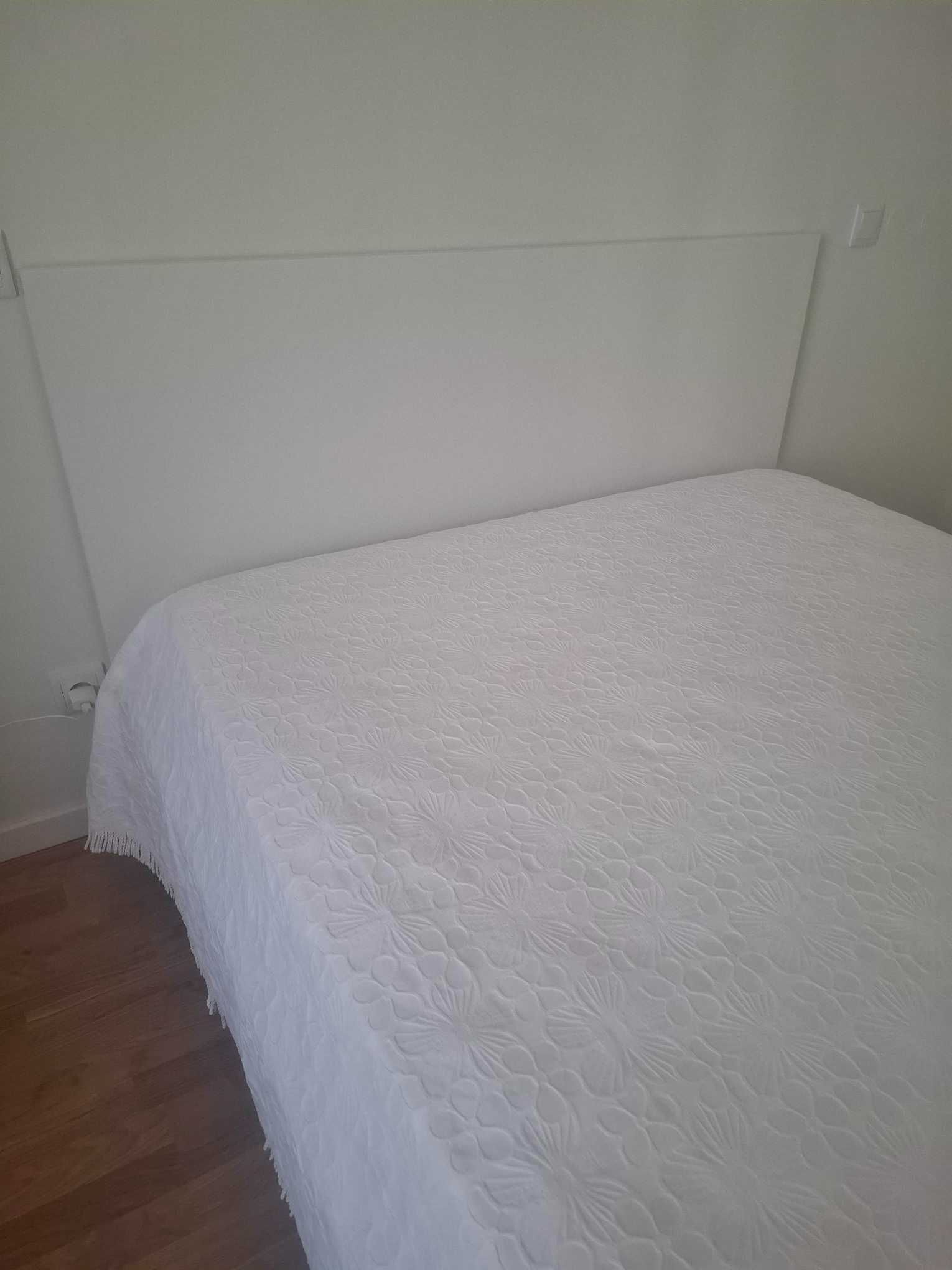 Cama de Casal  IKEA