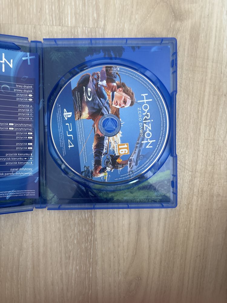 Gra na ps4 horizon zero dawn