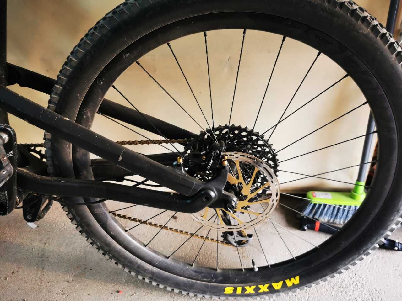 Rower Canyon Spectral CFR 9.0 rozmiar L  Full mtb Fabio Wibmer