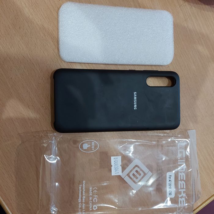 Продам чехол на телефон самсунг