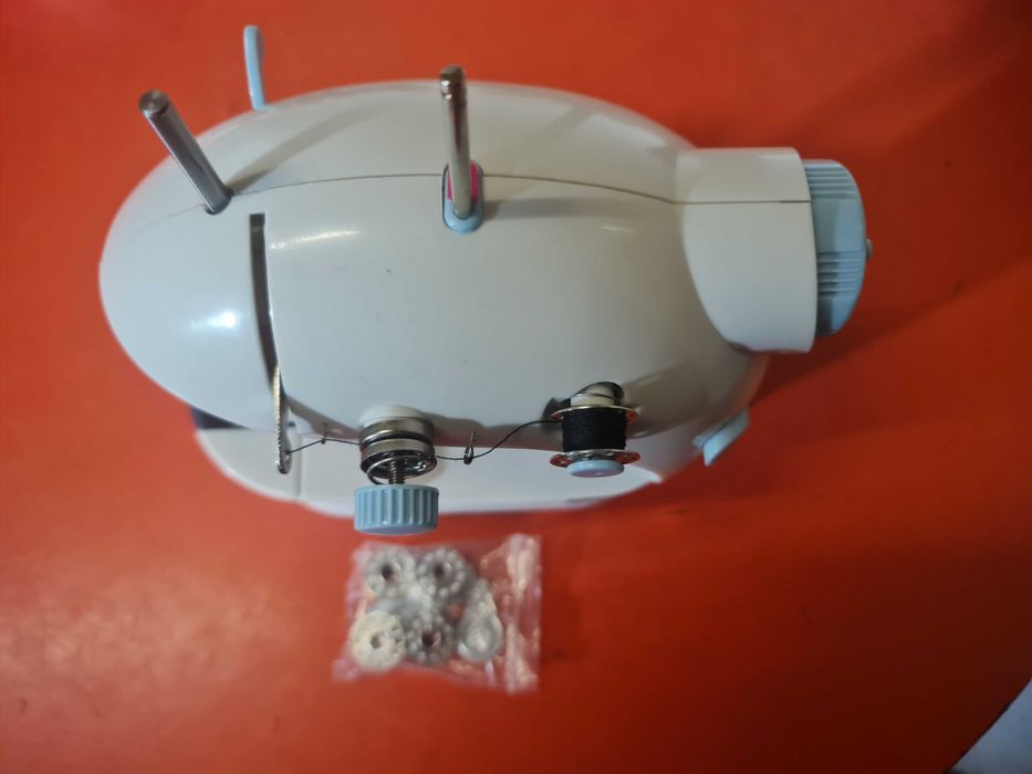 Máquina costura portátil