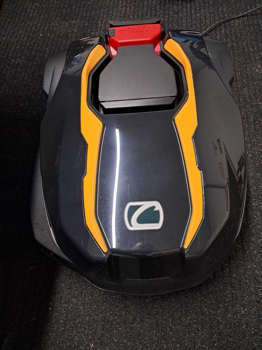 NOWY robot koszący Cub Cadet XR5 2000 Najniższa cena