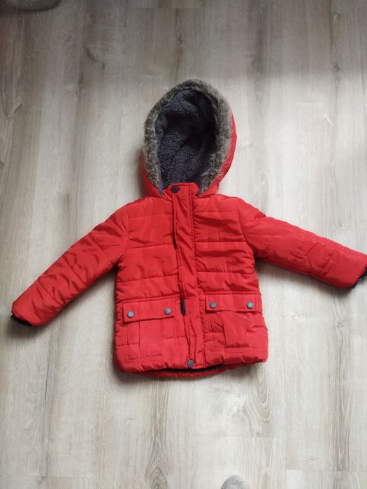Продам куртку на хлопчика