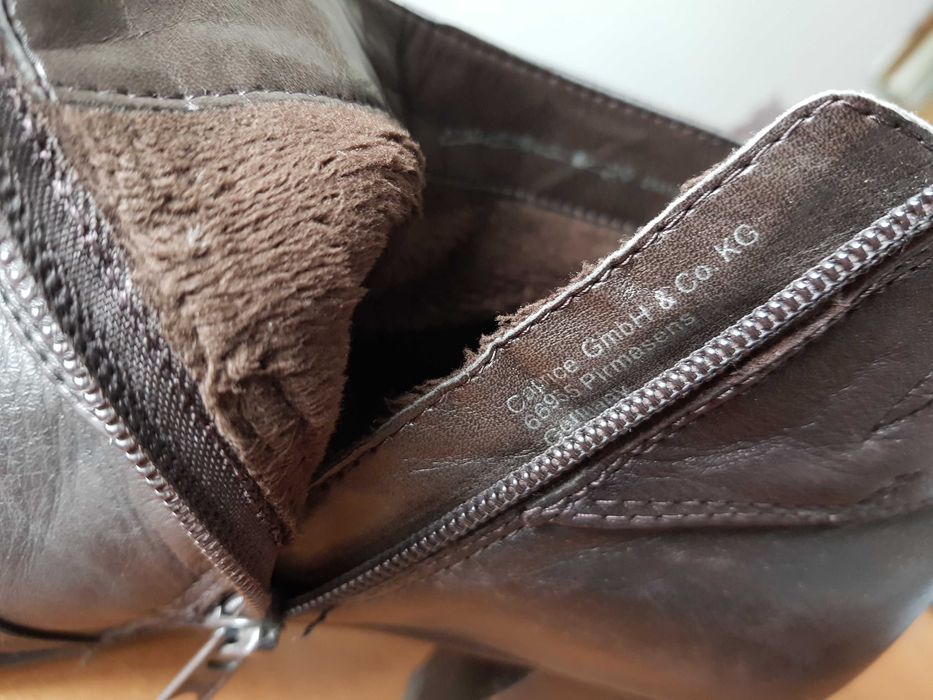 Botki kozaki CAPRICE Soft stan bardzo dobry – długość wkładki 25,5 cm