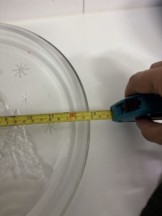 Prato em vidro ideal para Natal