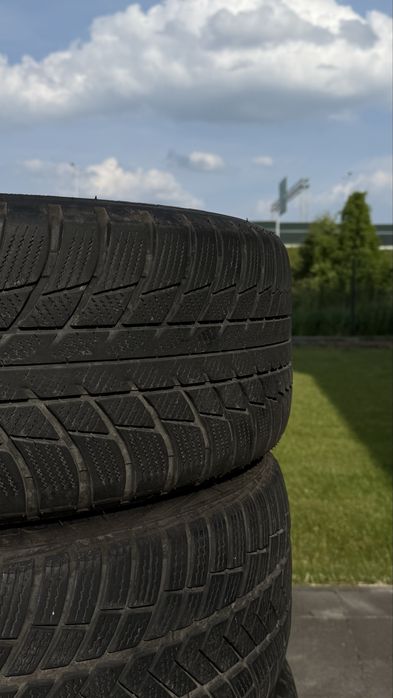 Felgi r17 BMW i opony zimowe Bridgestone 225/50